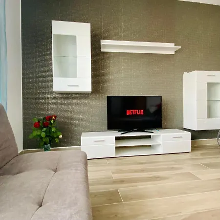 116 Marina Surf Residence דירה